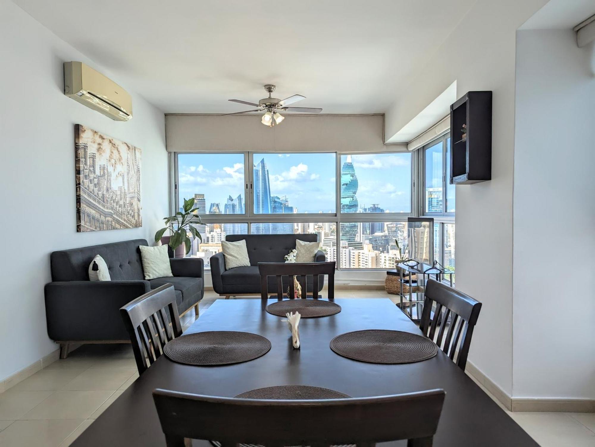 Yc 3602 L 2br En Av Balboa