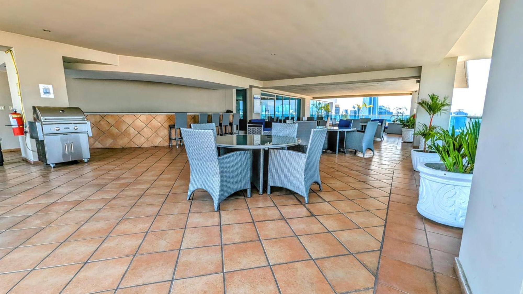 Apartamento Yc 3602 L 2br En Av Balboa *